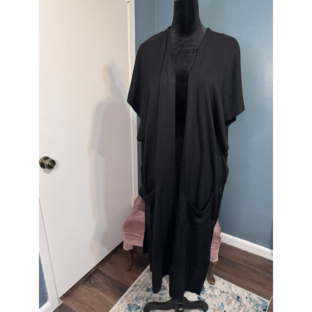 EUC Lululemon Black On Your Way Wrap Black One Size Cashlu Fabric